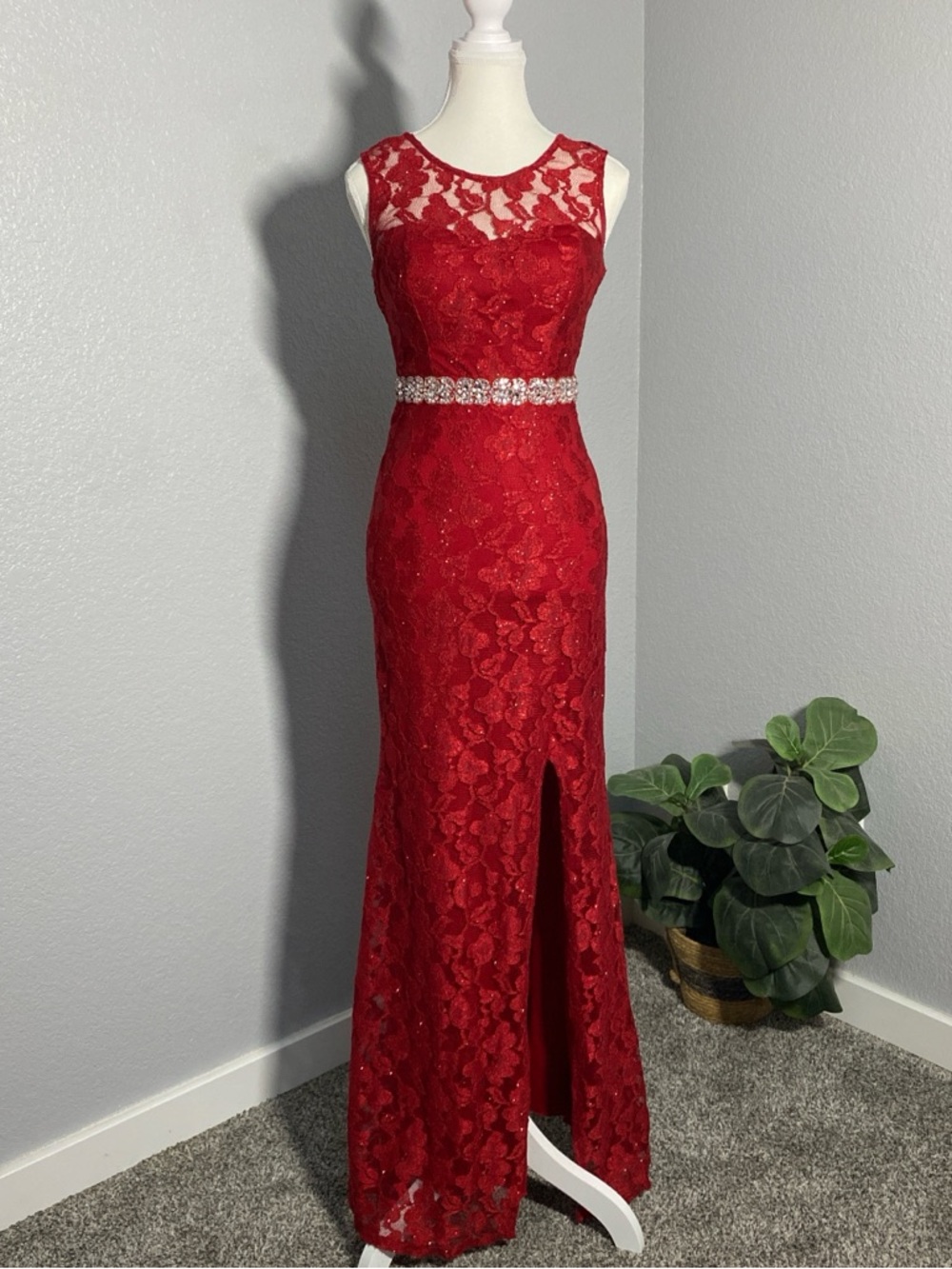 CITY STUDIO LACE OPEN BACK JEWELED EVENING DRESS Y2K PROM HOCO WHIMSIGOTH VAMP